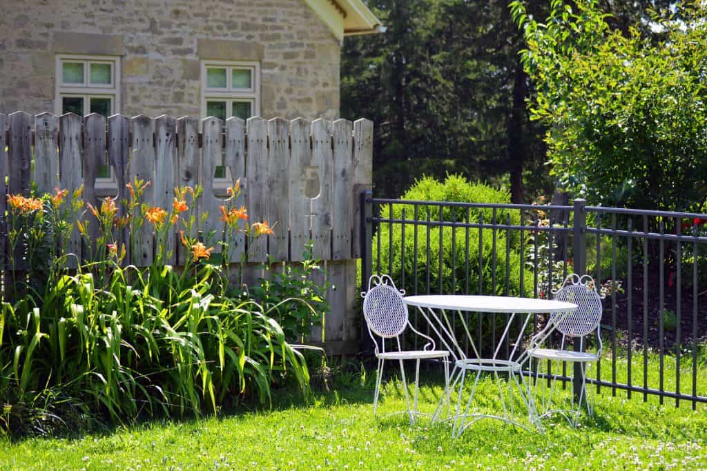 Garten mit Grill